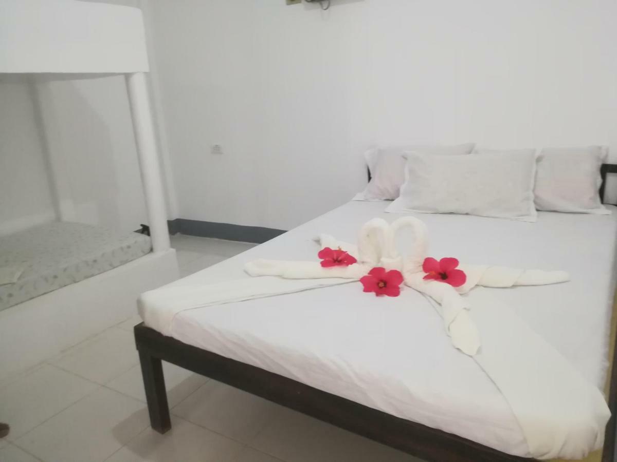 Lugadia Beach Cottages Ель-Нідо Екстер'єр фото